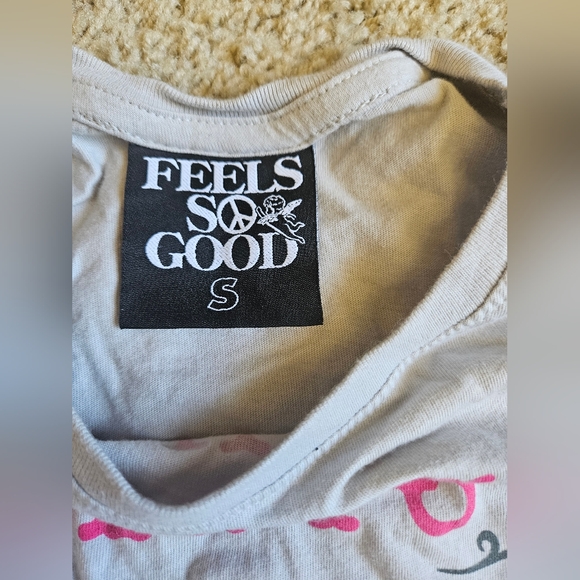 SLUTS Southern Ladies Under Tremendous Stress Feels So Good Women's Crop Top Tee - Picture 4 of 5